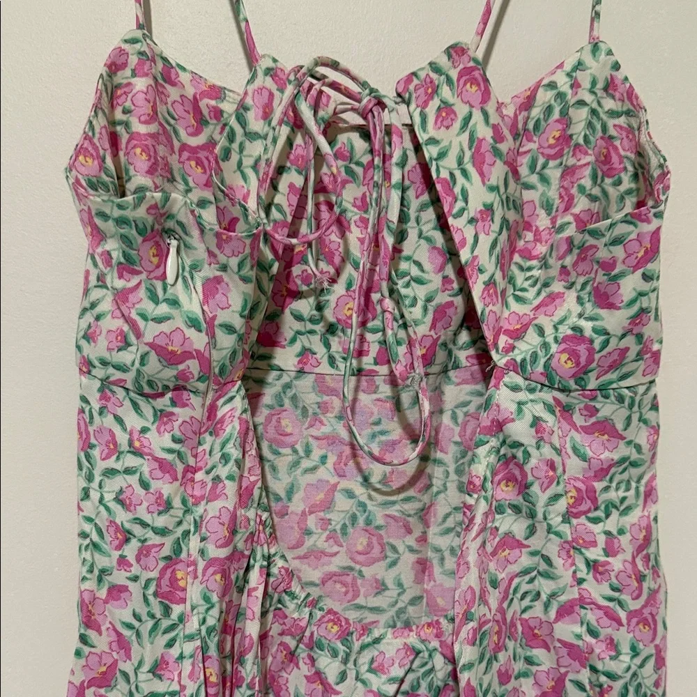 Floral Pink Spaghetti Strap Dress 🌺🌷🌸 - Picture 10 of 11